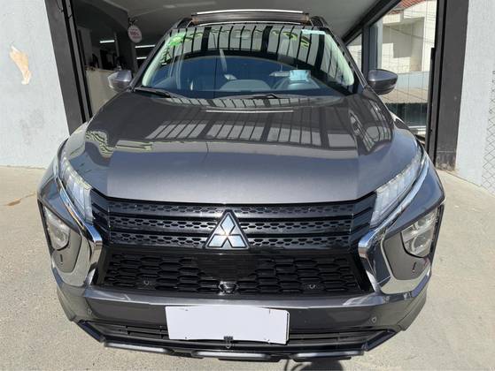 MITSUBISHI ECLIPSE CROSS 1.5 MIVEC TURBO GASOLINA HPE-S S-AWC CVT MITSUBISHI ECLIPSE CROSS 1.5 MIVEC TURBO GASOLINA HPE-S S-AWC CVT